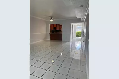 8380 NW 103rd St #105G, Hialeah Gardens, FL 33016 - Photo 9