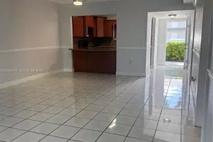 8380 NW 103rd St, Hialeah Gardens, FL 33016 - Photo 9
