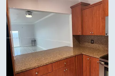 8380 NW 103rd St #105G, Hialeah Gardens, FL 33016 - Photo 7