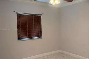 8380 NW 103rd St, Hialeah Gardens, FL 33016 - Photo 23