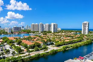 3675 N Country Club Dr, Aventura, FL 33180 - Photo 3