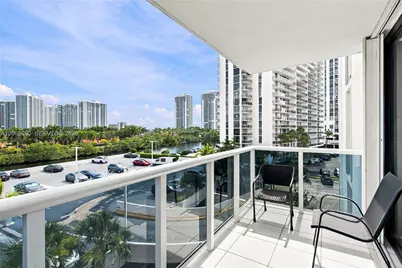 3675 N Country Club Dr #401, Aventura, FL 33180 - Photo 17