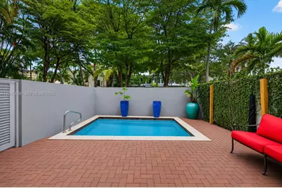 125 NE 16th Ter #0, Fort Lauderdale, FL 33301 - Photo 3