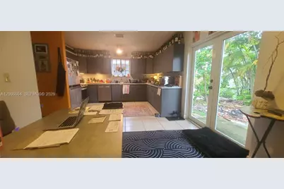 2884 SW 36th Ave, Miami, FL 33133 - Photo 15