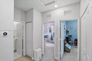 3378 W 112th St, Hialeah, FL 33018 - Photo 35