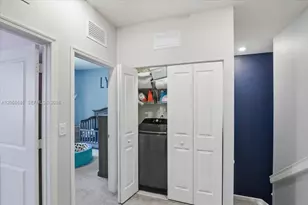 3378 W 112th St, Hialeah, FL 33018 - Photo 39