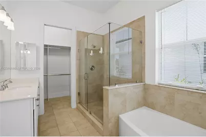 1749 NE 9th St, Fort Lauderdale, FL 33304 - Photo 21