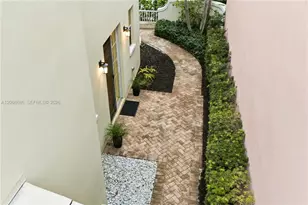 1749 NE 9th St, Fort Lauderdale, FL 33304 - Photo 33