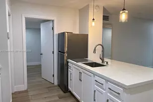 17530 NW 68th Ave, Hialeah, FL 33015 - Photo 7