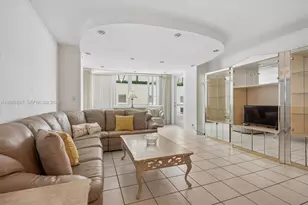 5005 Collins Ave, Miami Beach, FL 33140 - Photo 3