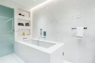 360 Ocean Dr, Key Biscayne, FL 33149 - Photo 15