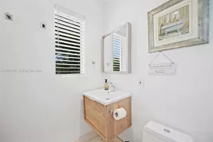 36 Phoenetia Ave, Coral Gables, FL 33134 - Photo 33
