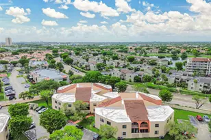 10245 NW 9th St Cir, Miami, FL 33172 - Photo 31