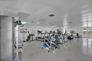 17050 NE 14th Ave, Miami, FL 33162 - Photo 23
