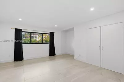 1215 NE 110th St, Miami, FL 33161 - Photo 19