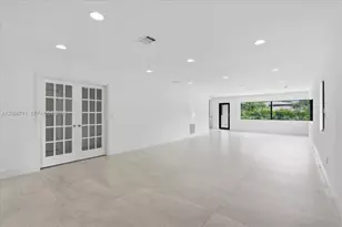 1215 NE 110th St, Miami, FL 33161 - Photo 3