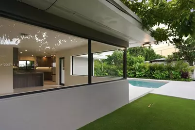 1215 NE 110th St, Miami, FL 33161 - Photo 25