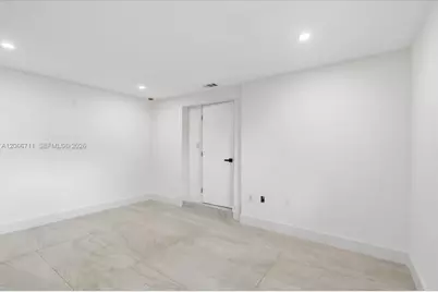 1215 NE 110th St, Miami, FL 33161 - Photo 23