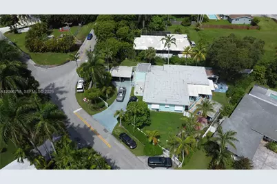 405 NE 150th St, Miami, FL 33161 - Photo 1