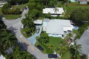 405 NE 150th St, Miami, FL 33161 - Photo 1