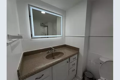 18031 Biscayne Blvd #601, Aventura, FL 33160 - Photo 9