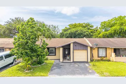 9480 W Fern Ln, Miramar, FL 33025 - Photo 3