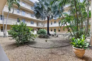2811 Somerset Dr, Lauderdale Lakes, FL 33311 - Photo 27