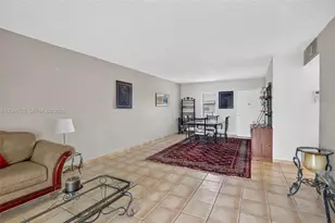 2811 Somerset Dr, Lauderdale Lakes, FL 33311 - Photo 13