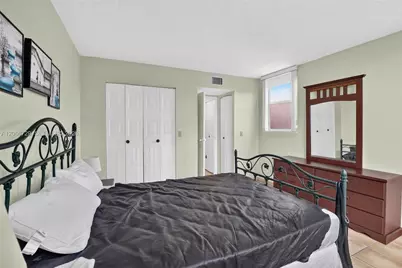 2811 Somerset Dr #405, Lauderdale Lakes, FL 33311 - Photo 21