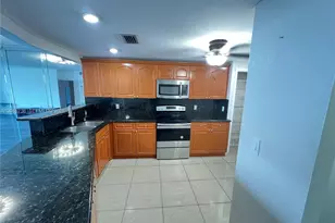 1770 NE 191st St, Miami, FL 33179 - Photo 3