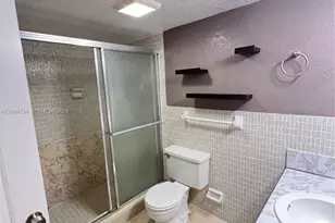 1770 NE 191st St, Miami, FL 33179 - Photo 17