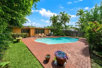 1860 Cleveland Rd, Miami Beach, FL 33141 - Photo 7