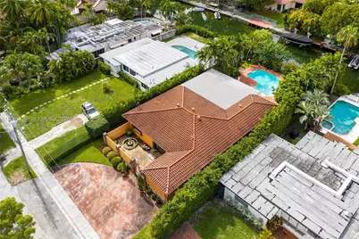 1860 Cleveland Rd, Miami Beach, FL 33141 - Photo 3