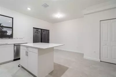 11789 SW 245th Ter, Homestead, FL 33032 - Photo 7