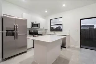 11789 SW 245 Ter, Homestead, FL 33032 - Photo 3