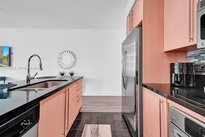 79 SW 12th St #3608-S, Miami, FL 33130 - Photo 25