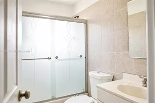 5095 NW 195th Ln, Miami Gardens, FL 33055 - Photo 13