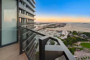 398 NE 5th St, Miami, FL 33132 - Photo 1