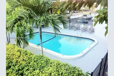 1 Edgewater Dr #103, Coral Gables, FL 33133 - Photo 15