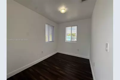 540 NW 7th St #35, Miami, FL 33136 - Photo 11