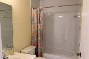8019 Lake Dr, Doral, FL 33166 - Photo 9