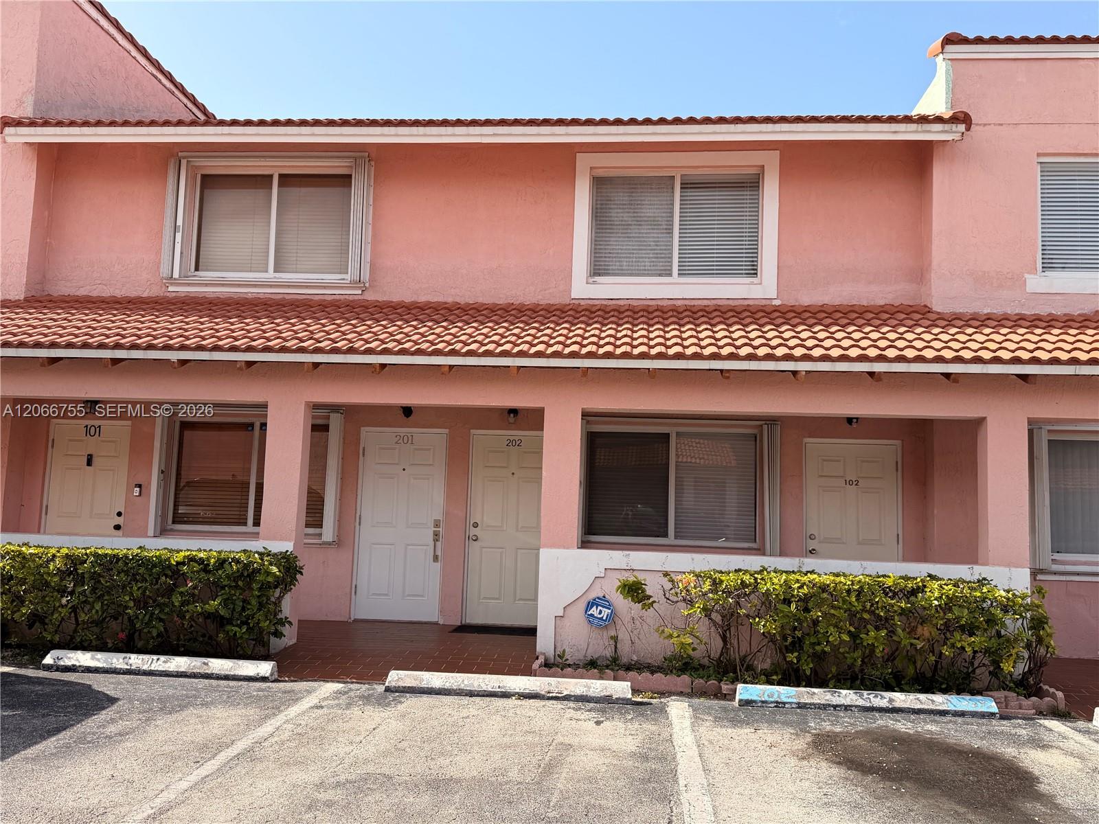 8019 Lake Dr #202 - 8019 Lake Dr #202, Doral, FL 33166 Luxury Property | Jose Angel Pina