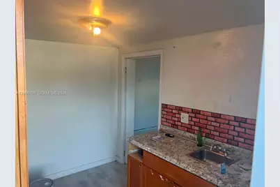 6841 Atlanta St, Hollywood, FL 33024 - Photo 7