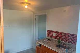 6841 Atlanta St, Hollywood, FL 33024 - Photo 7