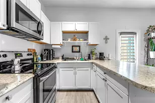 25419 SW 121st Ave, Homestead, FL 33032 - Photo 9