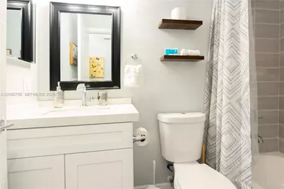 837 NW 14th Way, Fort Lauderdale, FL 33311 - Photo 17