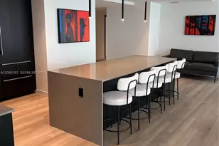 20 NE 11th St, Miami, FL 33132 - Photo 3