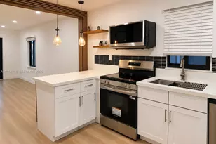 2415 NW 15th St, Miami, FL 33125 - Photo 7