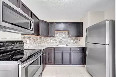 2610 Riverland Dr, Fort Lauderdale, FL 33312 - Photo 39