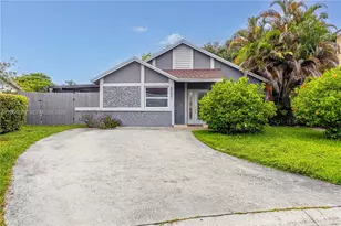 5560 SW 98th Way, Cooper City, FL 33328 - Photo 1